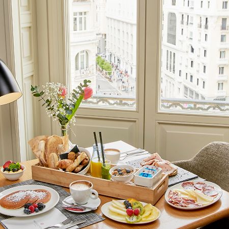Hotel Nh Collection Madrid Gran Via Zewnętrze zdjęcie