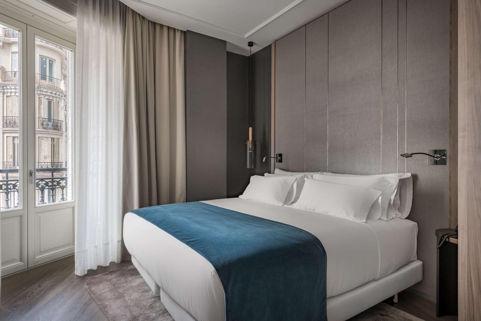 Hotel Nh Collection Madrid Gran Via Zewnętrze zdjęcie