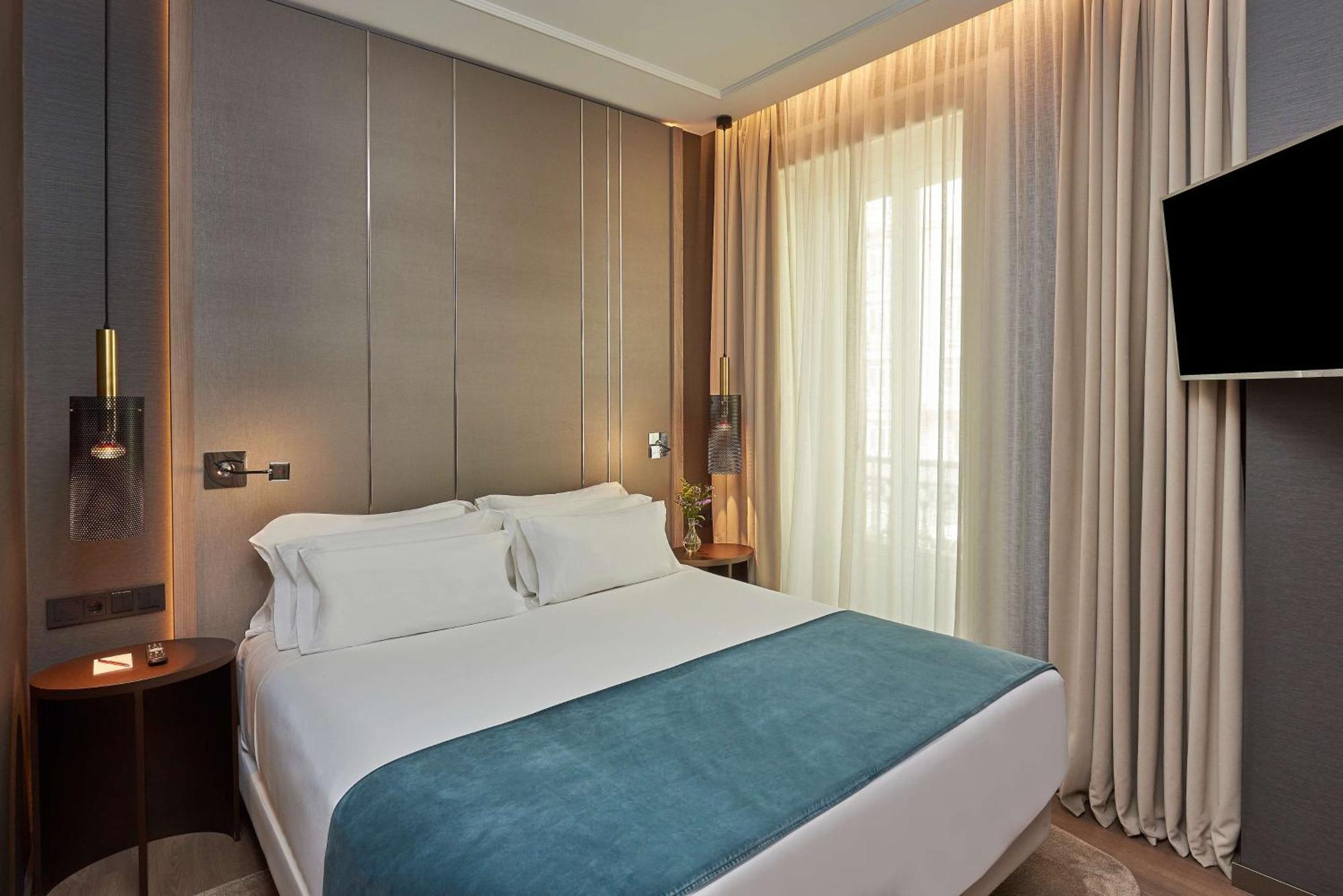 Hotel Nh Collection Madrid Gran Via Zewnętrze zdjęcie