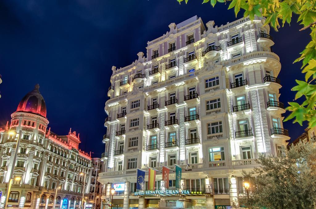 Hotel Nh Collection Madrid Gran Via Zewnętrze zdjęcie